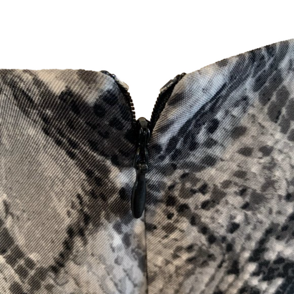 ALYX Limited Sleeveless Snake pattern dress Blk n White, Midi length, Size 14 - Picture 6 of 10